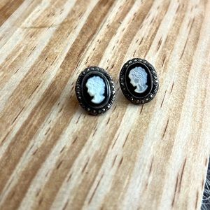 Vintage sterling Cameo Earrings